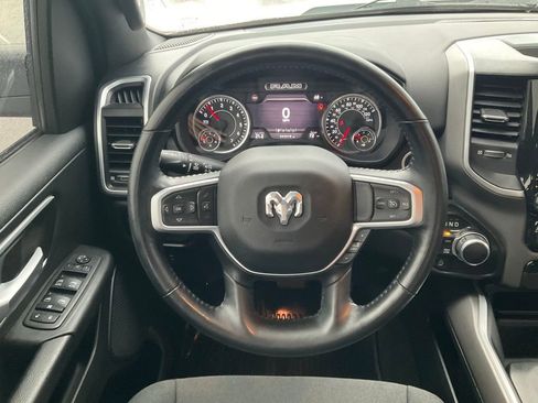 Used 2022 RAM 1500 Big Horn AWD/4WD image 7