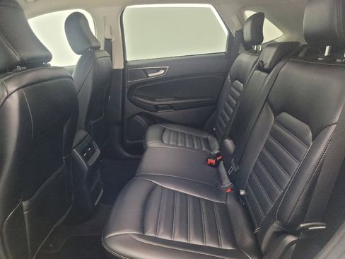 Used 2024 Ford Edge SEL image 18