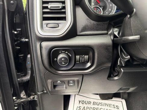 Used 2026 RAM 1500 Laramie AWD/4WD image 16