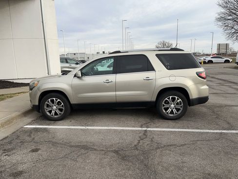 Used 2015 GMC Acadia SLT image 3