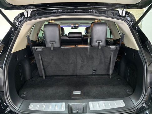 Used 2019 INFINITI QX60 Luxe w/ Essential Package image 27