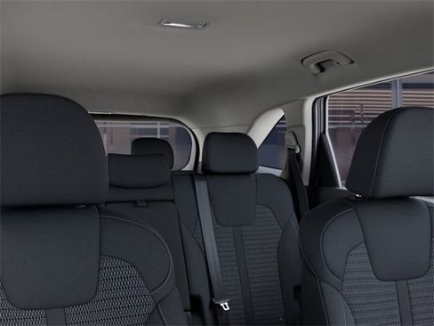Used 2025 Kia Sorento LX image 27