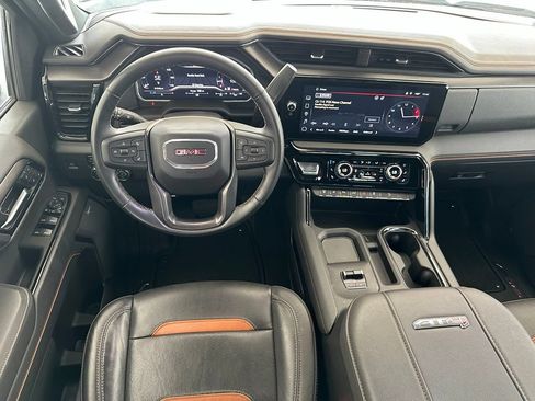 Used 2024 GMC Sierra 2500 AT4 w/ Max Trailering Package AWD/4WD image 17