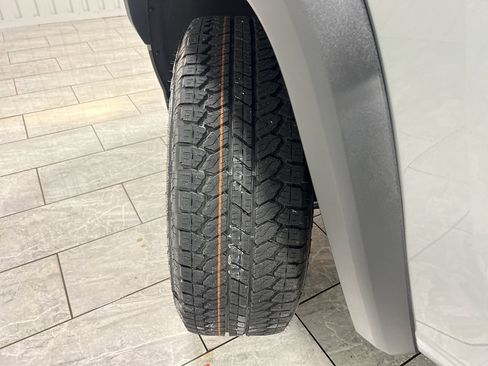 New 2026 Chevrolet Colorado Trail Boss w/ LPO, Tailgate Decal Package image 36