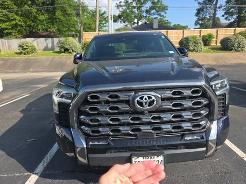 Used 2023 Toyota Tundra Platinum image 2