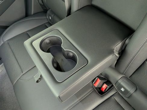 New 2026 Chevrolet Equinox LT w/ Convenience Package II image 34