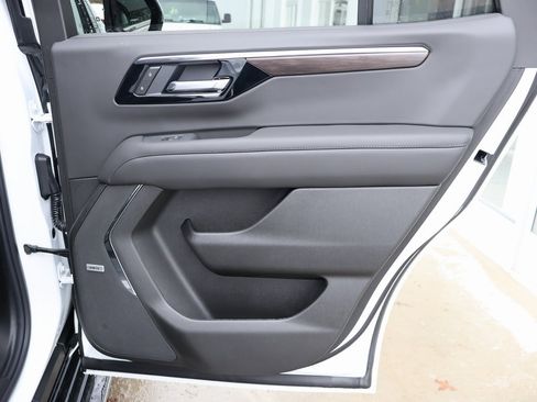 New 2026 Chevrolet Tahoe LT w/ Comfort Package image 37