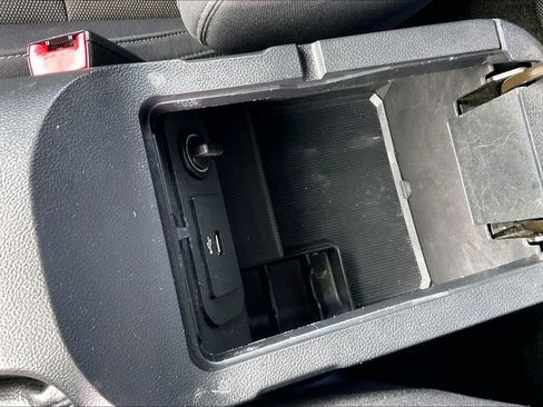 Used 2016 Ford Mustang Coupe image 19