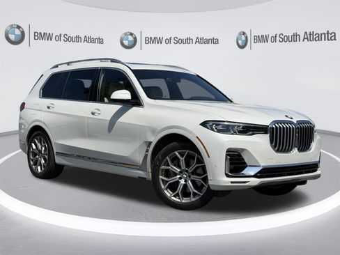 Used 2021 BMW X7 xDrive40i w/ Luxury Seating Package AWD/4WD image 2