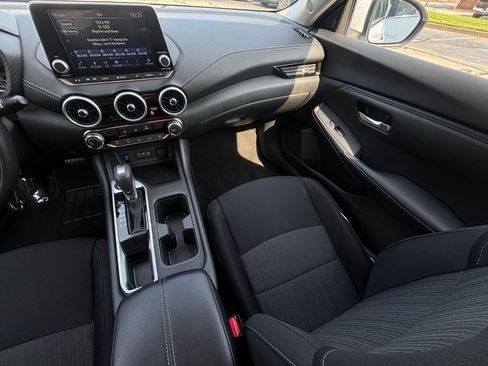 Used 2025 Nissan Sentra SV FWD image 34