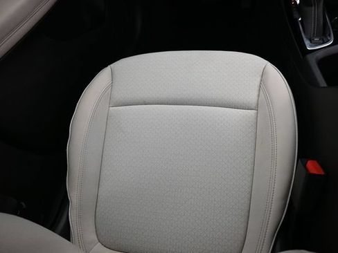 Used 2025 Buick Encore GX Preferred FWD image 14