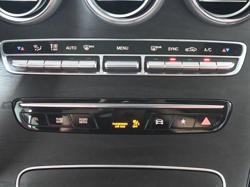 Certified 2022 Mercedes-Benz GLC 300 4MATIC image 22