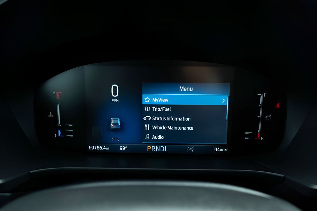 Used 2024 Ford Escape ST-Line w/ Tech Pack #1 FWD image 29
