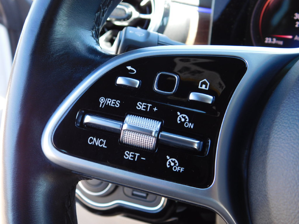 Used 2022 Mercedes-Benz CLA 250 4MATIC image 30