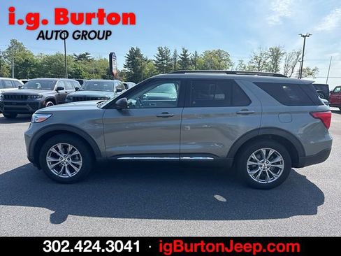 Used 2020 Ford Explorer XLT w/ Equipment Group 202A AWD/4WD image 6