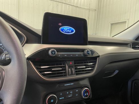 Used 2022 Ford Escape SE AWD/4WD image 17