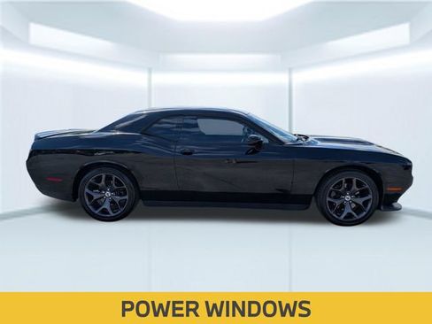 Used 2019 Dodge Challenger GT RWD image 7