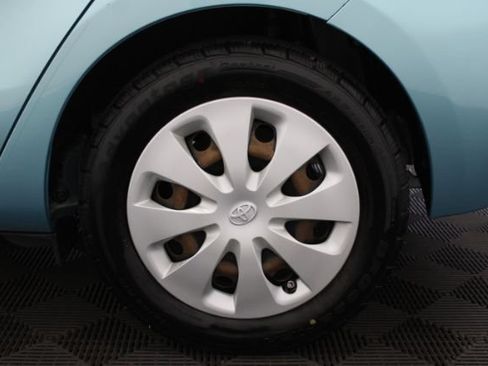 Used 2013 Toyota Prius C One FWD image 10