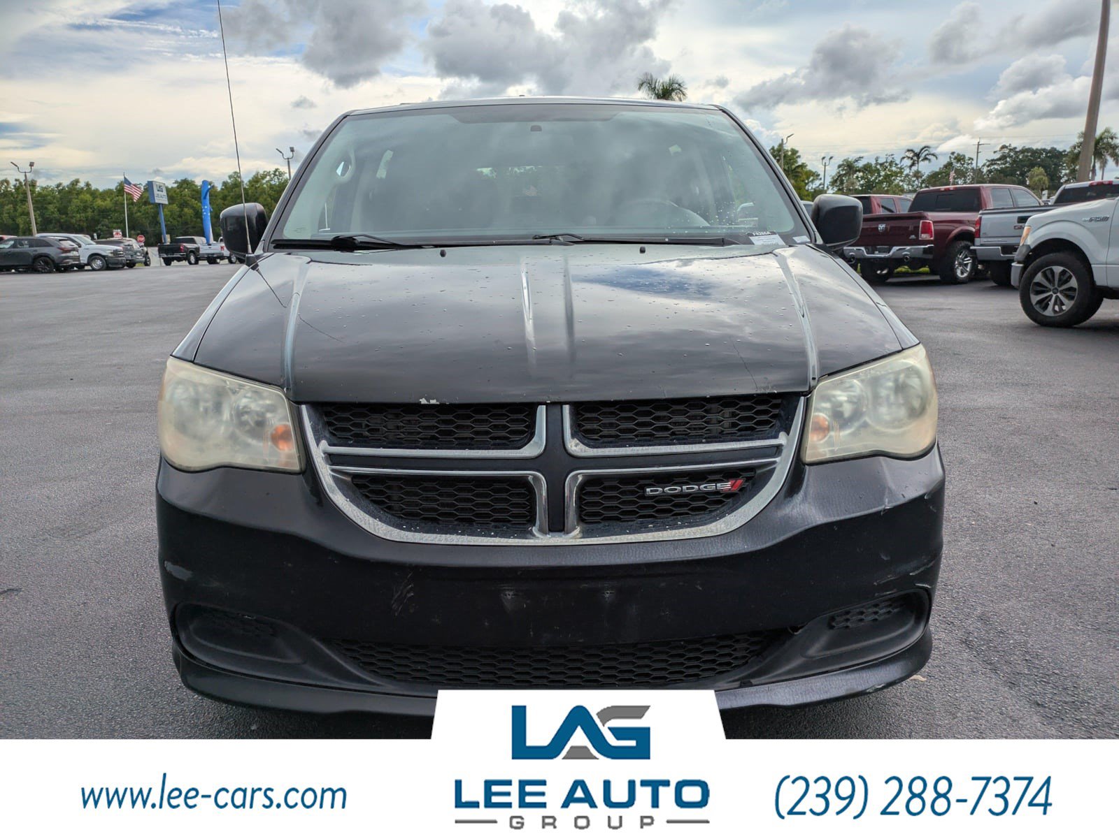 Used 2013 Dodge Grand Caravan SXT w/ Entertainment Group 1 FWD image 8