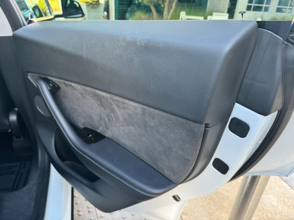 Used 2024 Tesla Model Y Long Range RWD image 15