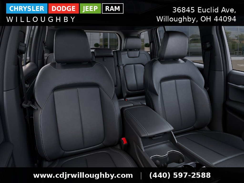 New 2026 Jeep Grand Cherokee Limited w/ Limited Altitude Package AWD/4WD image 19