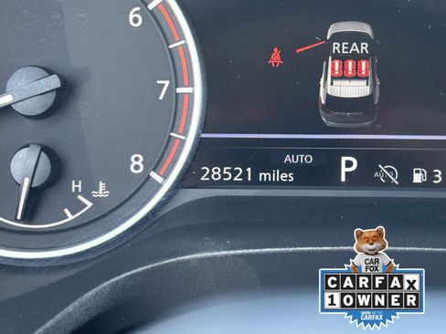 Certified 2025 Nissan Rogue SV AWD/4WD image 31