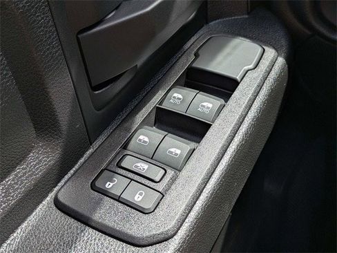 New 2025 RAM 2500 Tradesman w/ Chrome Appearance Group image 23