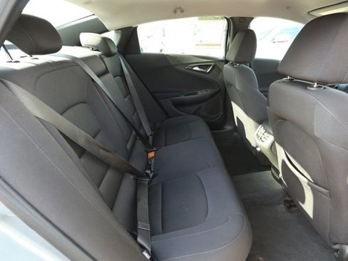 Used 2024 Chevrolet Malibu LT image 27