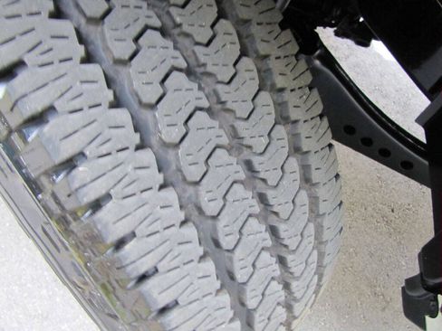 Used 2022 RAM 2500 Laramie AWD/4WD image 37