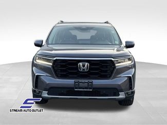 Used 2023 Honda Pilot Touring video 2