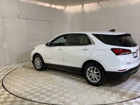 Used 2024 Chevrolet Equinox LT w/ LPO, Floor Liner Package image 6