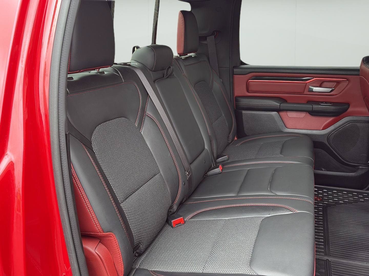 Used 2022 RAM 1500 Rebel AWD/4WD image 29