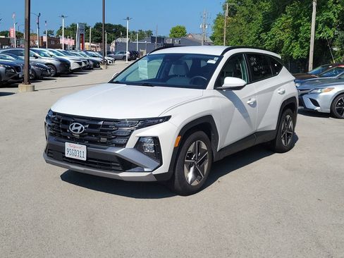 Used 2025 Hyundai Tucson SEL FWD image 2