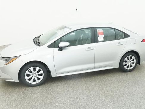 New 2026 Toyota Corolla LE image 7