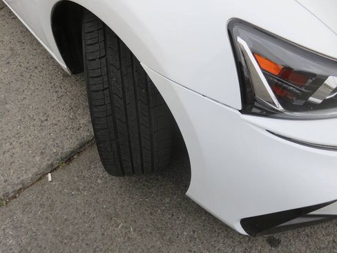 Used 2017 Lexus IS 200t F Sport w/ F Sport Package RWD image 31