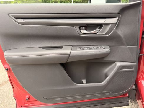 Used 2023 Honda CR-V Sport image 12