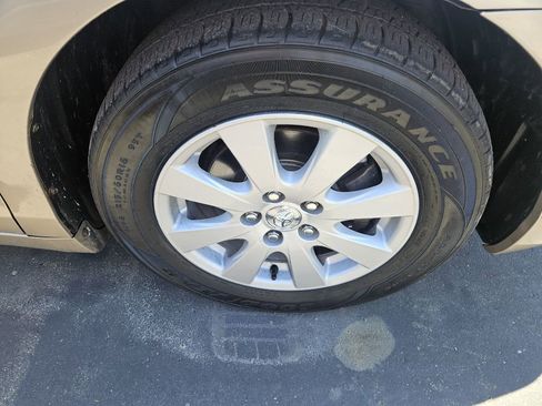 Used 2007 Toyota Camry LE FWD image 23