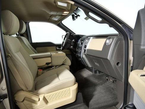 Used 2013 Ford F150 XLT w/ XLT Chrome Pkg image 13