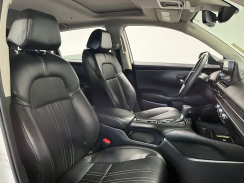 Used 2024 Honda HR-V EX-L image 10