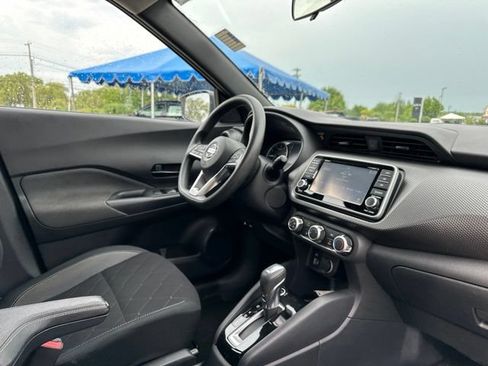 Used 2020 Nissan Kicks S FWD image 20
