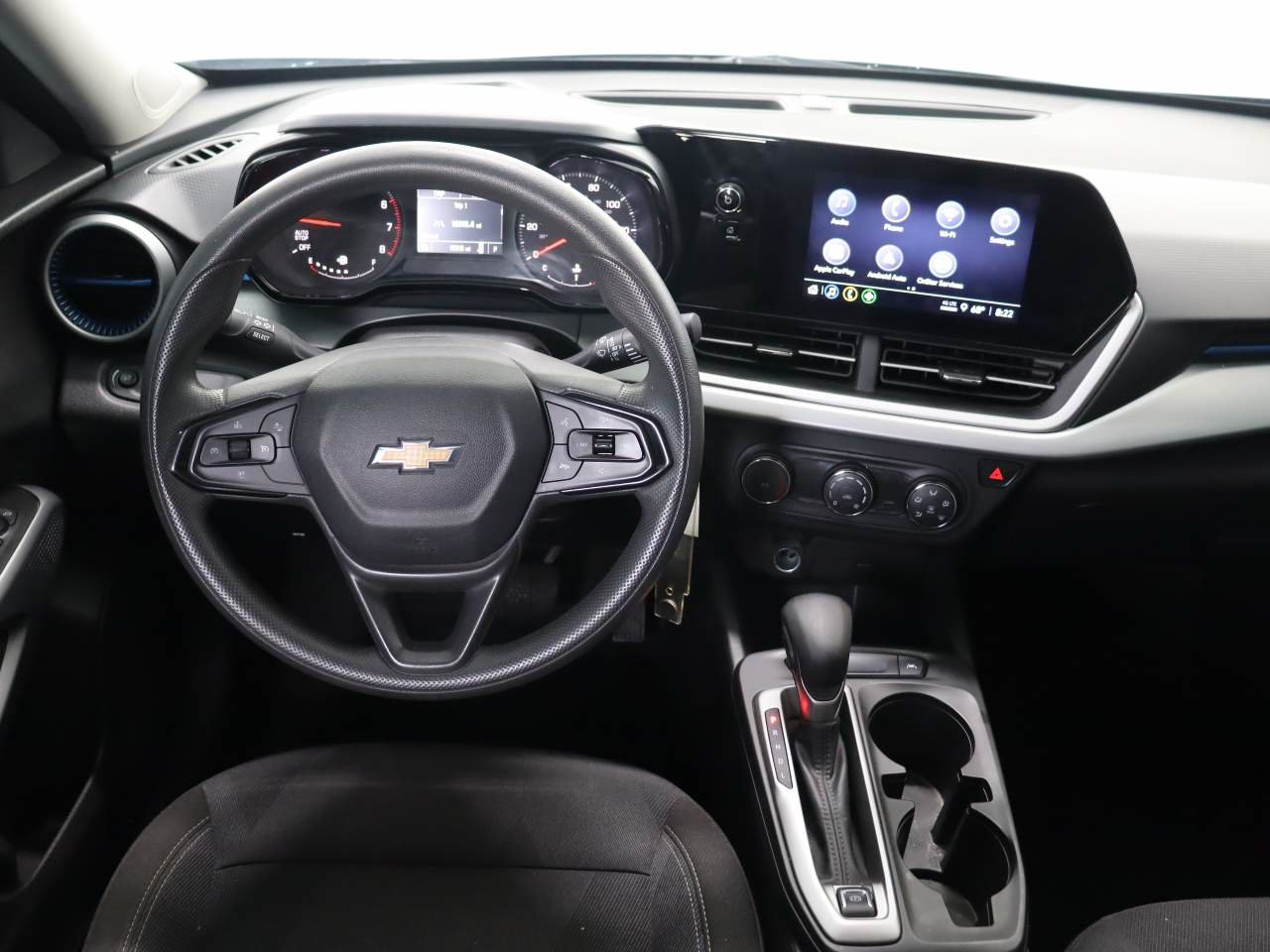 Used 2025 Chevrolet Trax LS FWD image 11