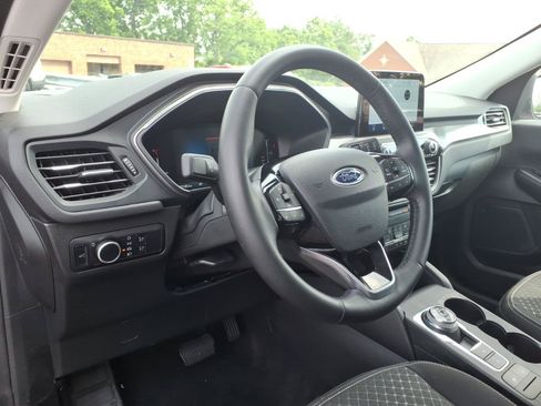 Used 2023 Ford Escape Active AWD/4WD image 14
