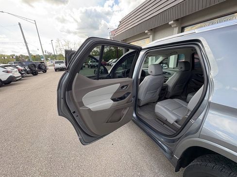 Used 2019 Chevrolet Traverse Premier w/ LPO, Floor Liner Package AWD/4WD image 17