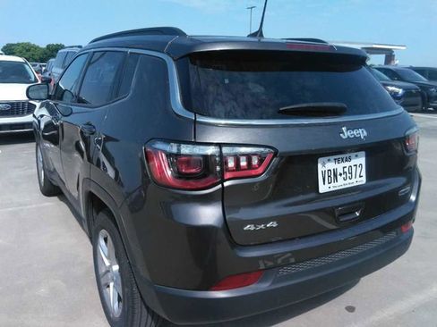 Used 2024 Jeep Compass Latitude w/ Altitude Special Edition AWD/4WD image 3