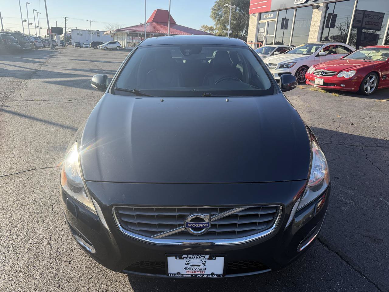 Used 2013 Volvo S60 T5 FWD image 2