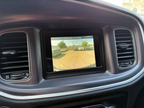 Used 2020 Dodge Charger SXT w/ Leather Interior Group image 38