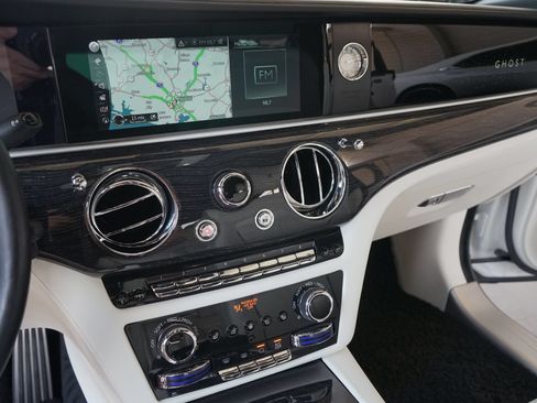 Used 2021 Rolls-Royce Ghost AWD/4WD image 14