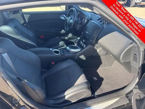 Used 2013 Nissan 370Z Touring image 13