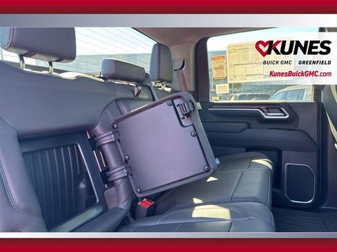 New 2025 GMC Sierra 3500 SLT image 53