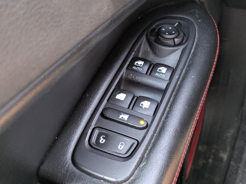 Used 2019 Jeep Compass Trailhawk AWD/4WD image 19